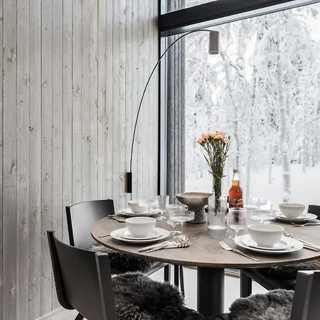 North Crystal 17c By Hilla *